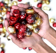 25 Pieces Red and Golden Tiny Christmas Ornaments 